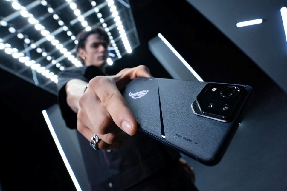 ROG Phone 9 deve ter Snapdragon 8 Gen 4 e melhorias na tela