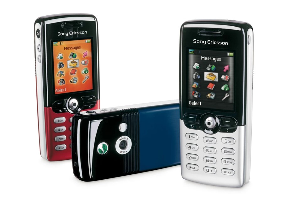 Que fim levaram os celulares da Sony Ericsson? Famosa nos anos 2000, a marca desapareceu
