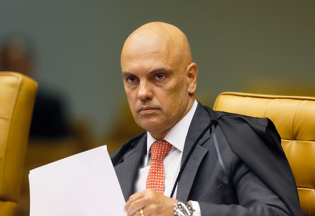 X no Brasil: Alexandre de Moraes rejeita desbloqueio e cobra novas multas