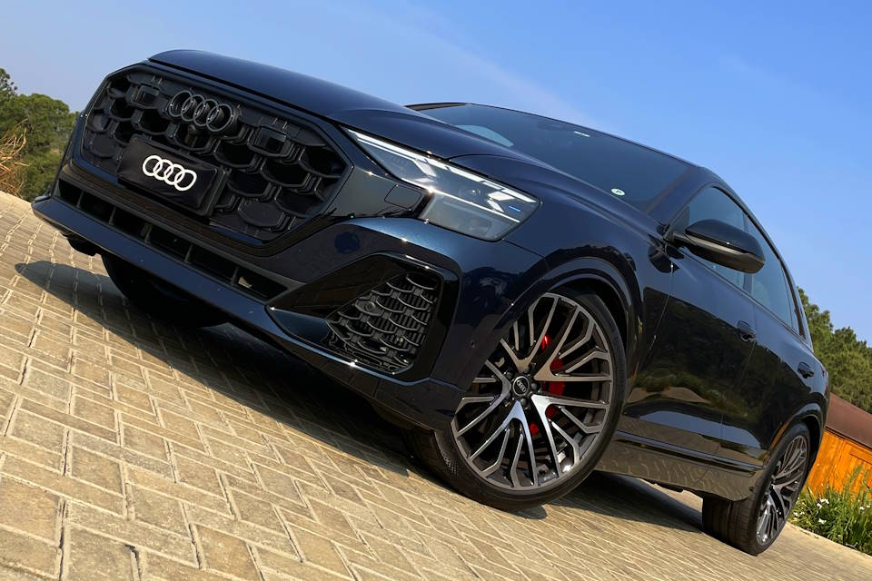 Impressões: Audi Q8 2024 esbanja tecnologia e requinte, mas deve desempenho