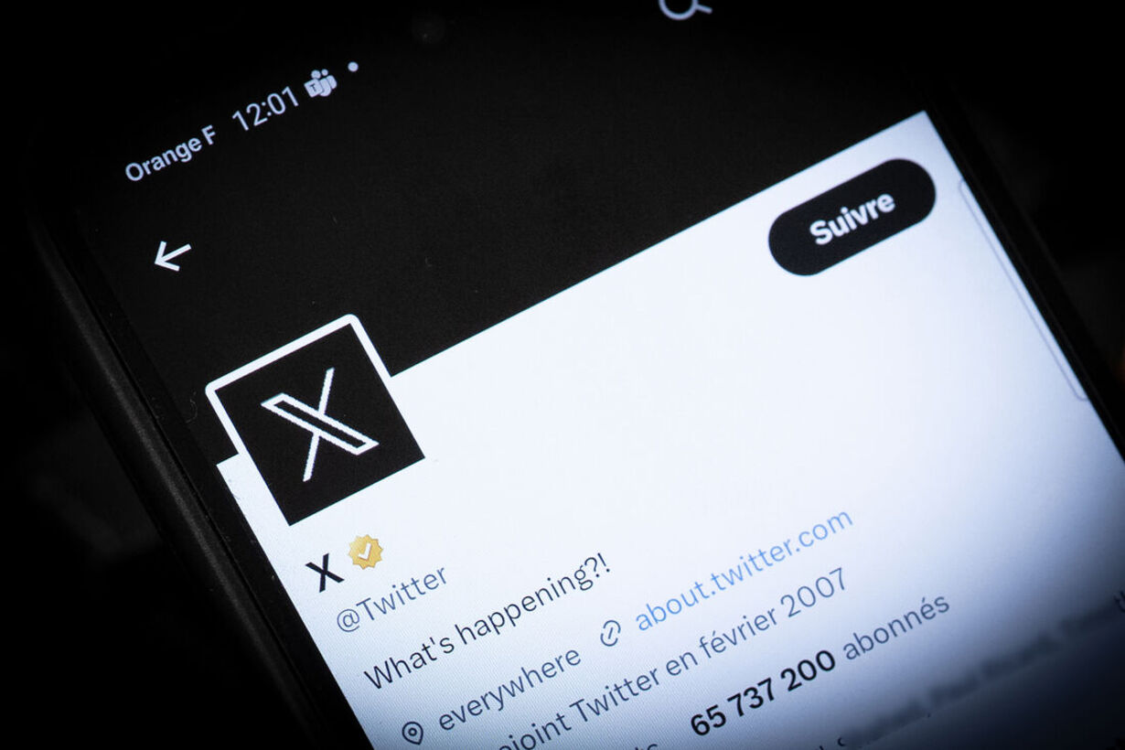 X (Twitter) volta a funcionar no Brasil e memes tomam conta da rede social