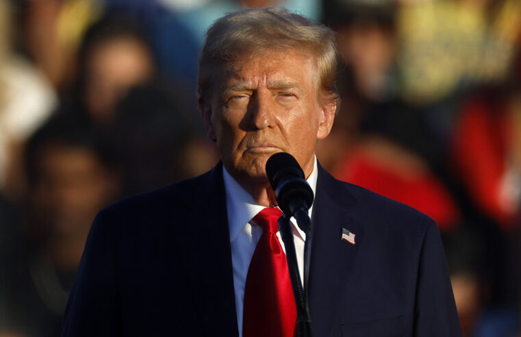 Trump chama carros autônomos de ‘preocupantes’ horas antes de anúncio do novo autônomo da Tesla