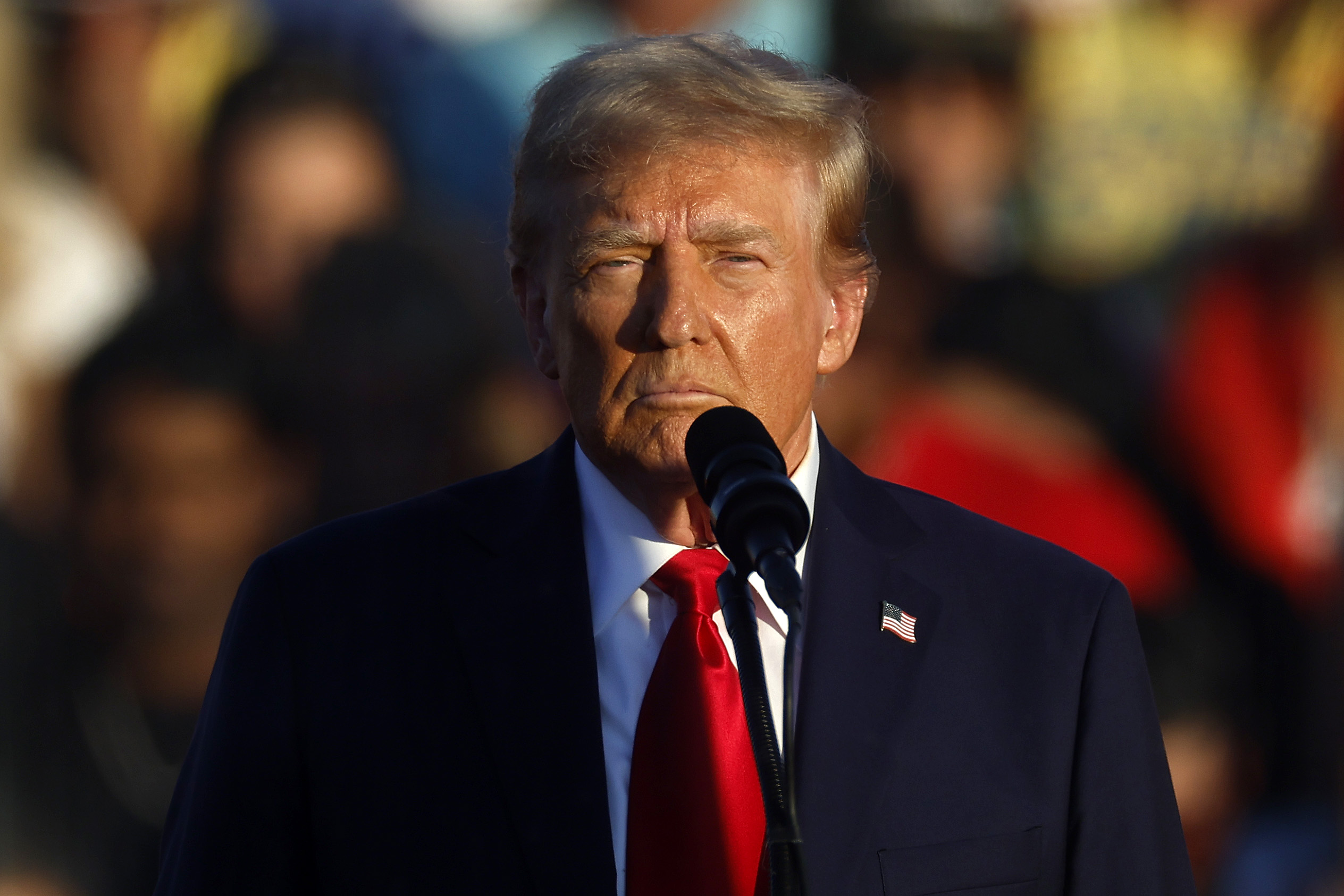 Trump chama carros autônomos de ‘preocupantes’ horas antes de anúncio do novo autônomo da Tesla