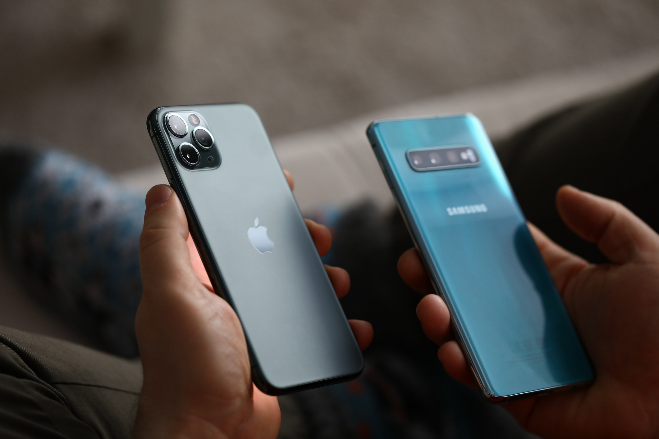Samsung e Apple empataram em venda de celulares no último trimestre