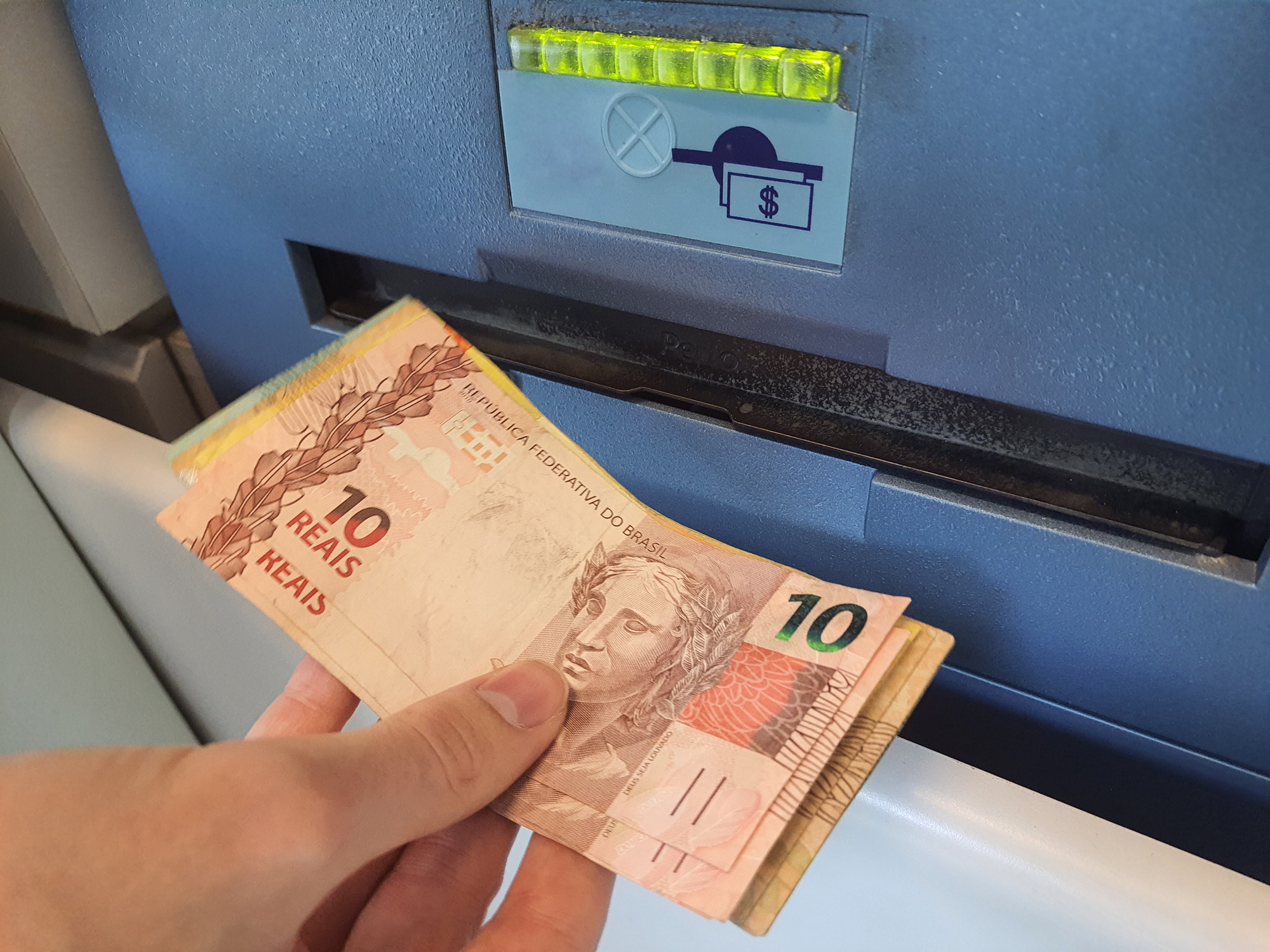 Prazo para sacar ‘dinheiro esquecido’ nos bancos termina hoje; veja como consultar