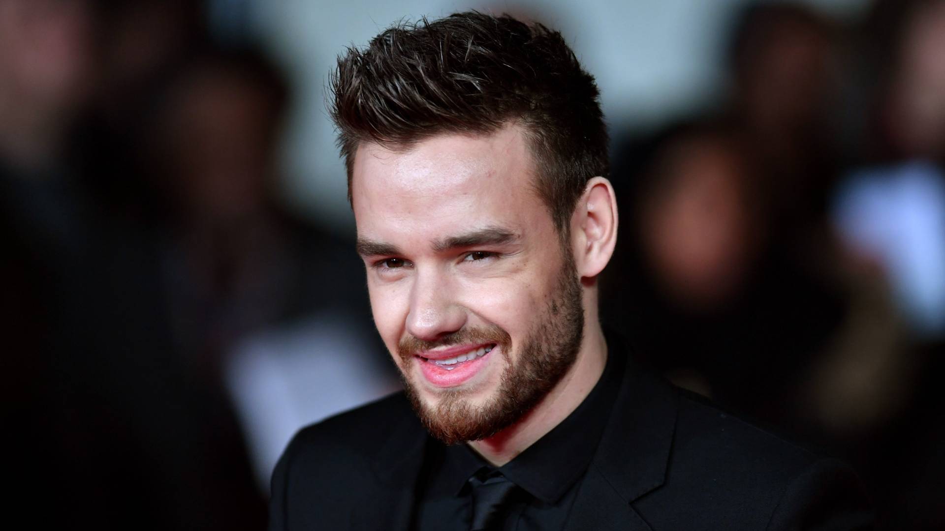 Liam Payne, cantor do One Direction, morre aos 31 anos após acidente na Argentina