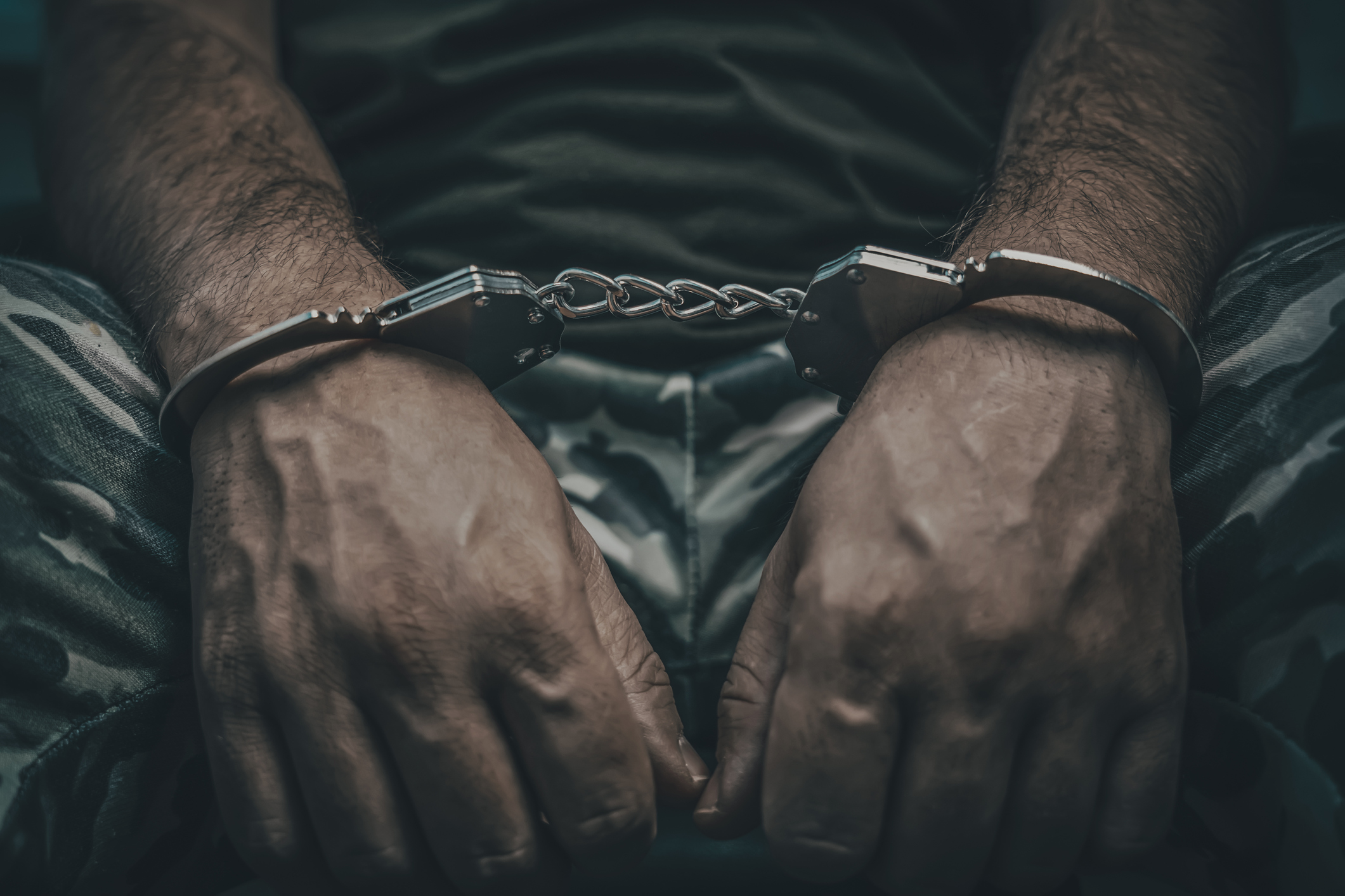PF prende hacker suspeito de vazar bilhões de dados de cidadãos americanos
