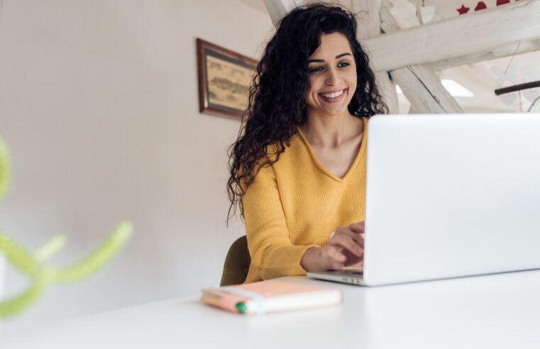 Home office: 76 vagas para trabalho remoto internacional [18/10]