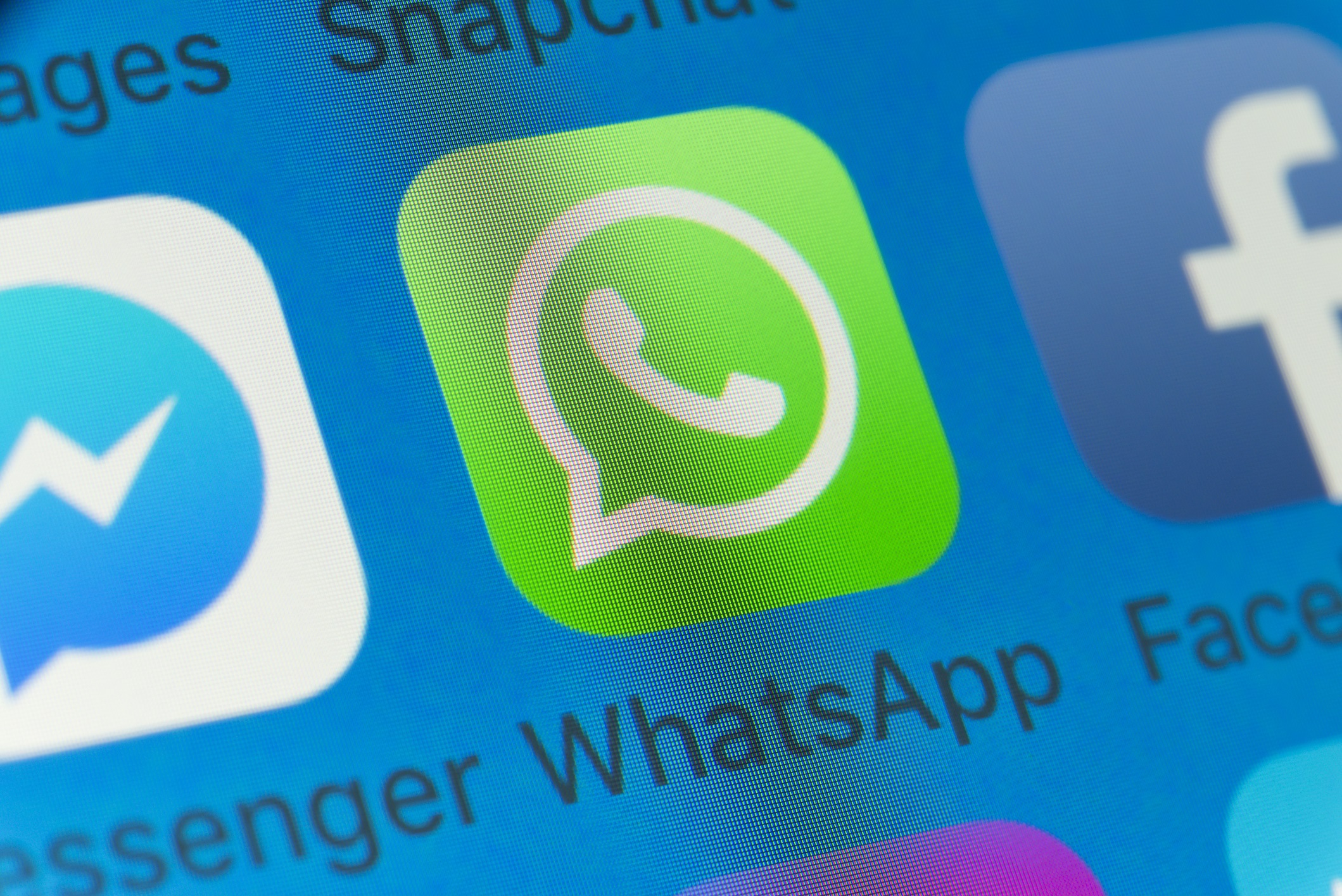 WhatsApp finalmente prepara criação de pacotes personalizados de figurinhas