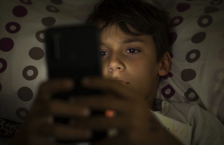 Morte de jovem ‘obcecado’ por inteligência artificial levanta debate sobre como lidamos com a IA