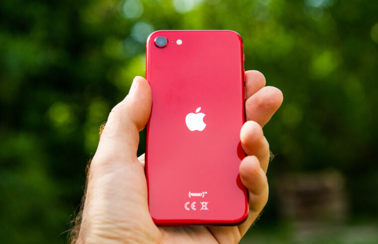 iPhone SE 4: Futuro celular mais barato da Apple tem configurações vazadas