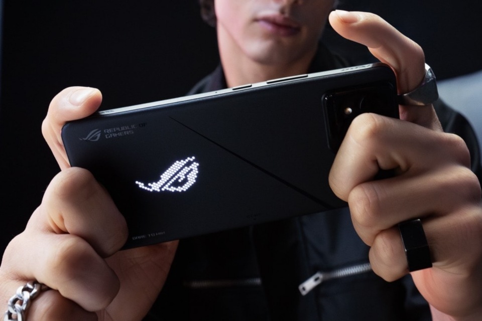 ROG Phone 9 pode ter tela com taxa de atualização incrível; confira