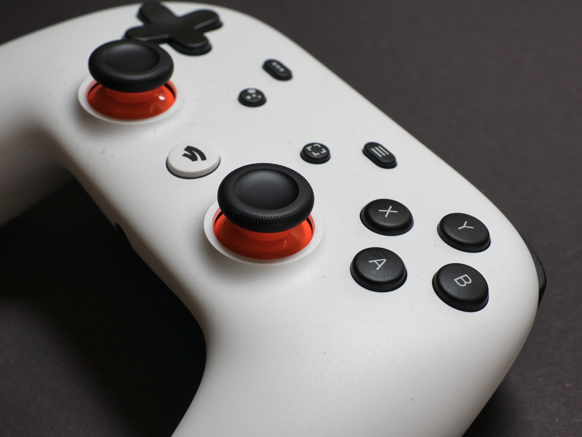 Que fim levou o Stadia, o aparelho de streaming de jogos do Google que iria ‘revolucionar’ o mercado?