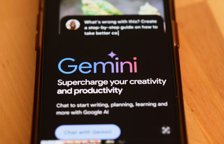 Gemini agora pode enviar mensagens e fazer ligações no WhatsApp por você