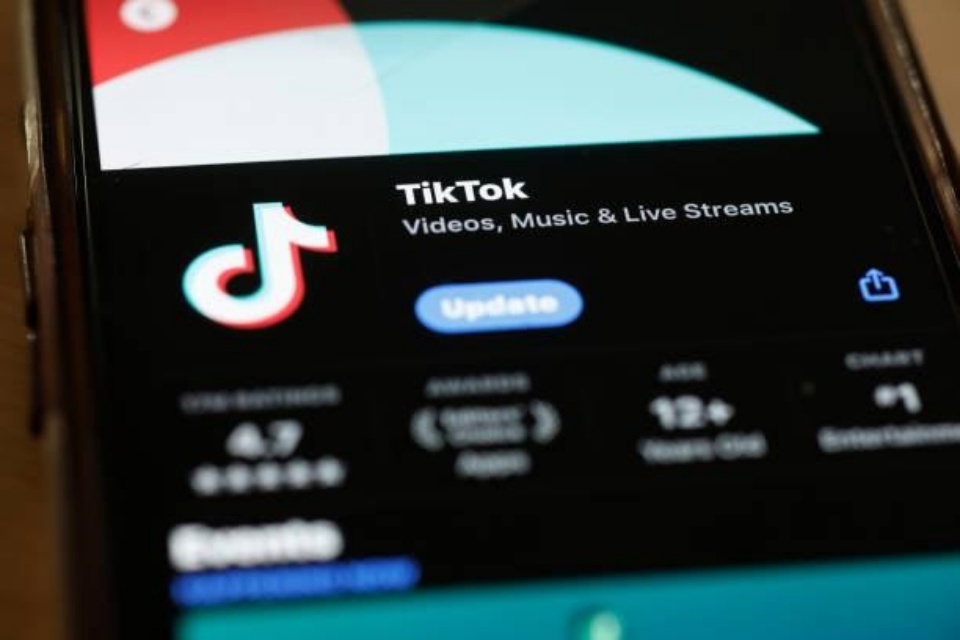TikTok é processado e será investigado por suposto uso irregular de dados de menores