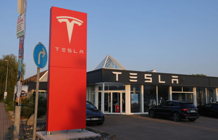 Elon Musk diz que Tesla poderia lançar um celular, mas só com uma condição