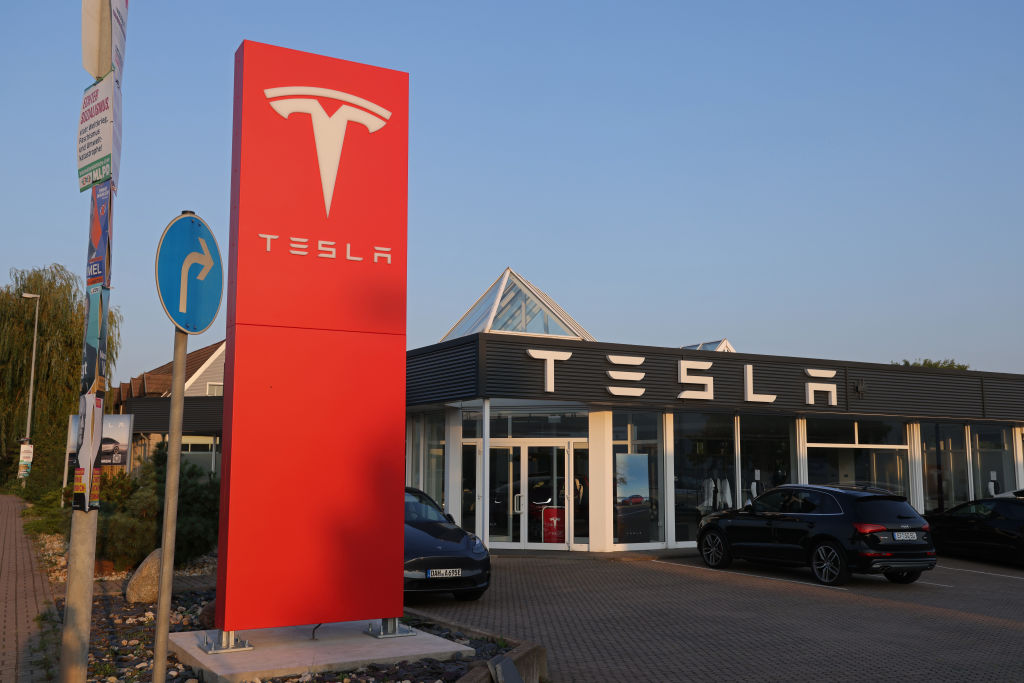 Elon Musk diz que Tesla poderia lançar um celular, mas só com uma condição