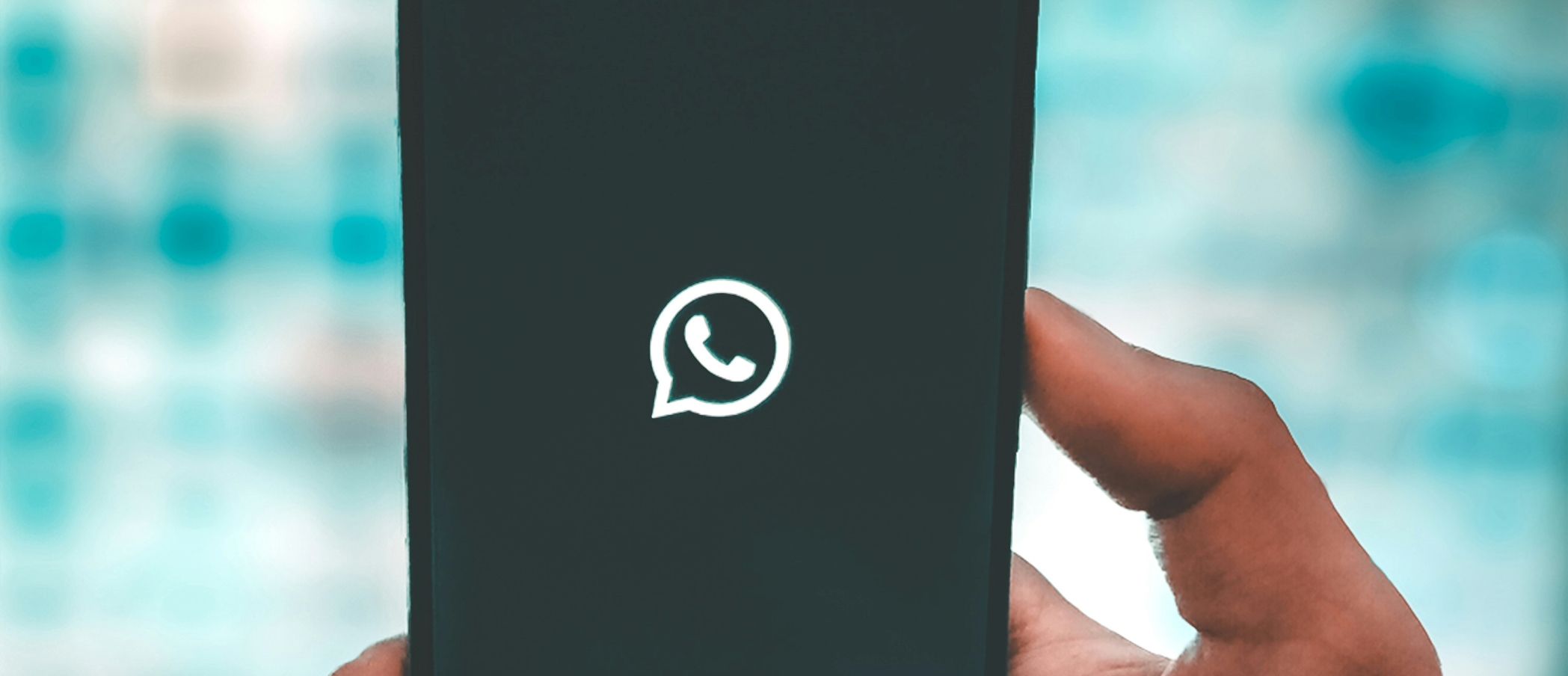 WhatsApp Beta prepara tema monocromático para personalizar app; veja como fica