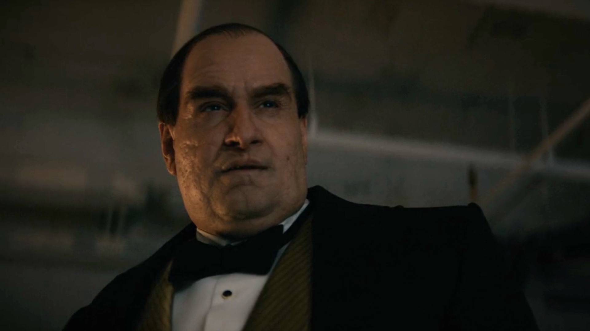 Pinguim termina com morte inesperada e referência a grande herói da DC! Entenda final