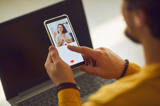 11/11: veja 7 apps de relacionamento para encontrar dates no Dia dos Solteiros