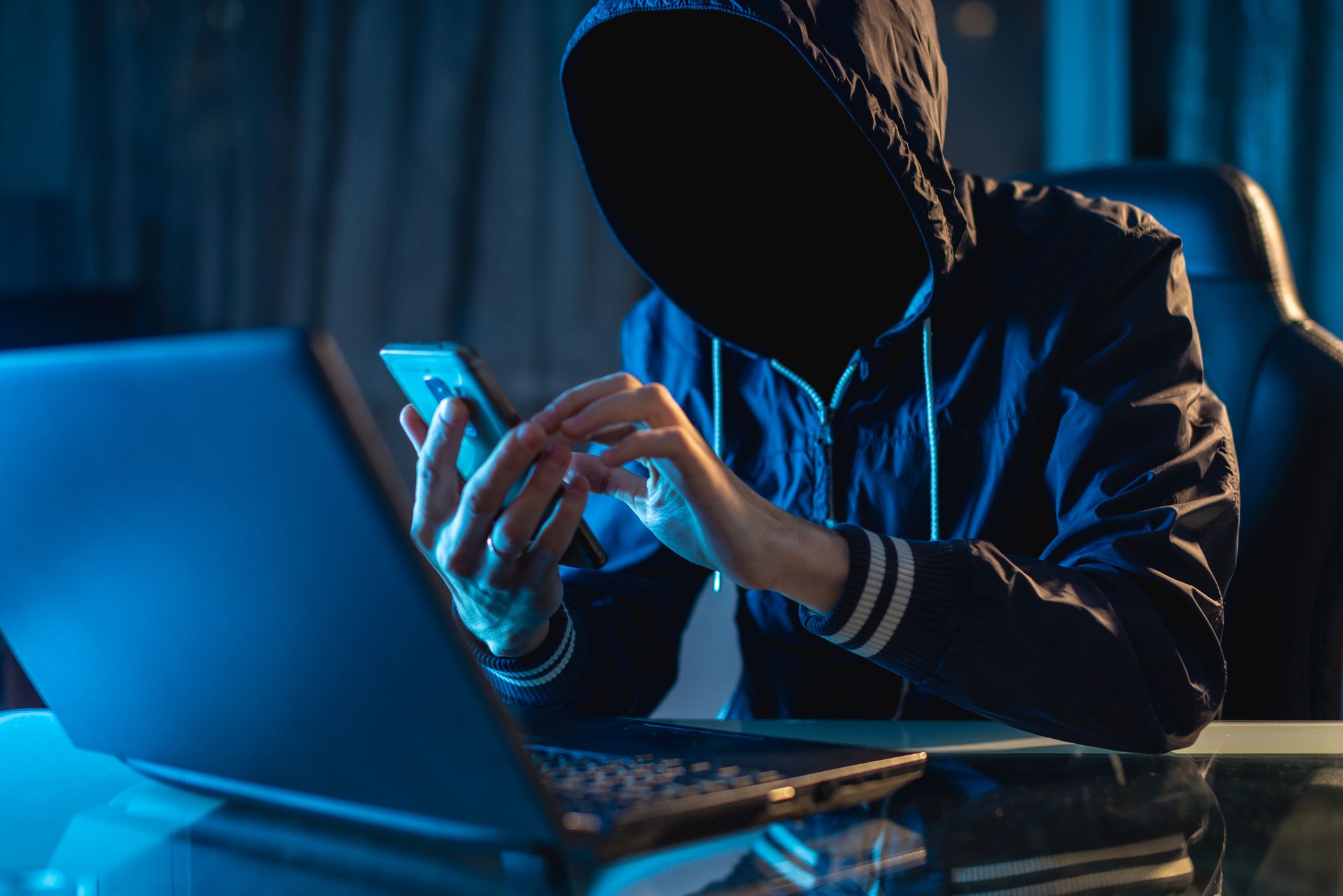 Homem pega 30 anos de prisão por exploração sexual infantil no Discord
