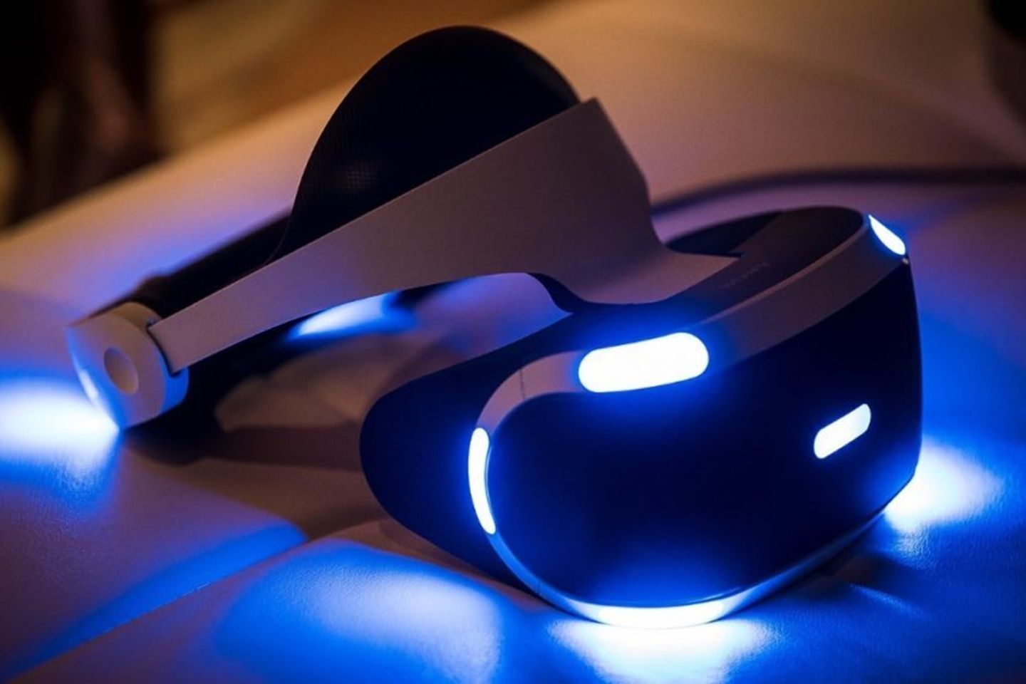 Adaptador que faz o primeiro PS VR funcionar no PS5 será extinto pela Sony
