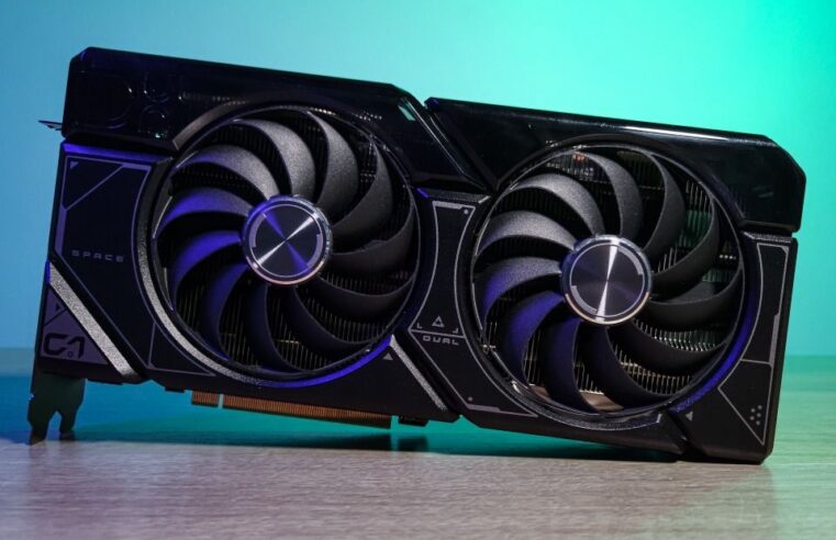 Vale a pena comprar a RTX 4070 hoje? Testamos a RTX 4070 Asus Dual OC