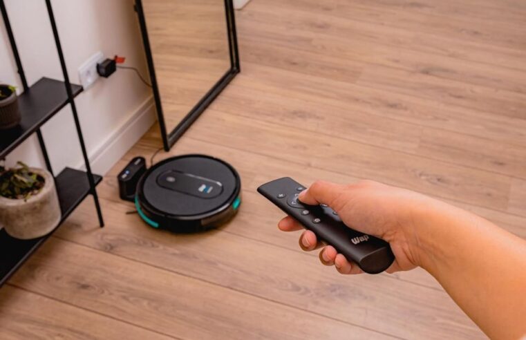 Robô aspirador a partir de R$ 299: veja opções em oferta na Black Friday da Amazon