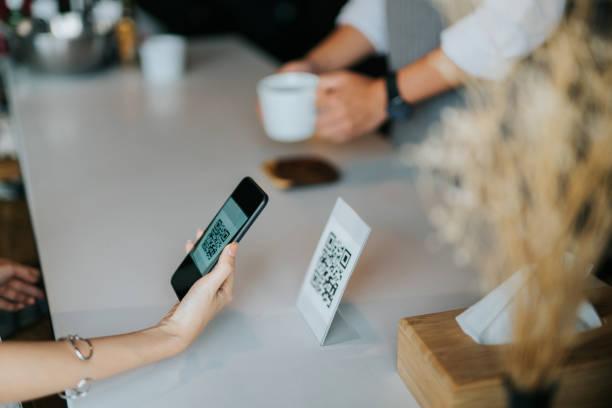 Hackers estão usando QR Code para disseminar app malicioso na Suíça