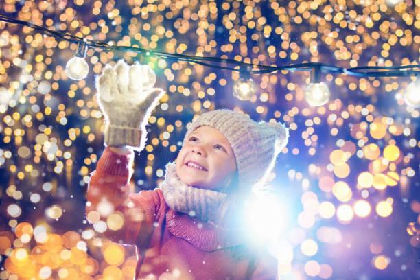 Natal Inteligente: veja fita LED, pisca pisca e mais itens smart em oferta