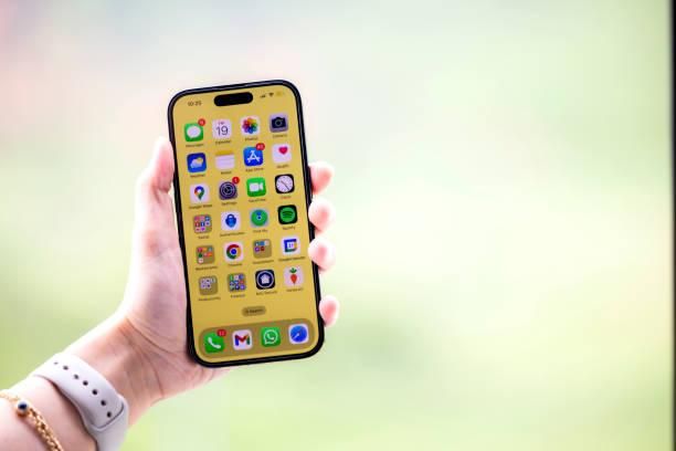 Magalu tem ofertas de Black Friday em celulares Motorola, Samsung, Xiaomi e Apple; veja!