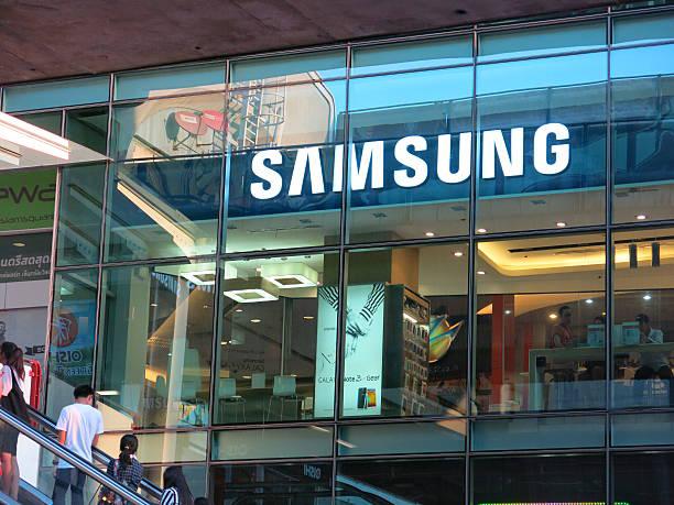 Dá para sonhar? Samsung registra patente de portátil com tela dobrável para games