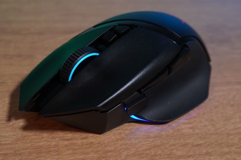 Review: Razer Basilisk V3 Pro é um ótimo mouse gamer, mas vale o preço?