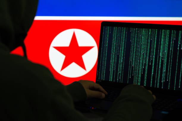 Hackers norte-coreanos infiltrados em empresas roubaram bilhões de dólares em criptomoedas