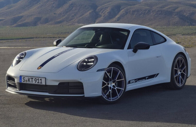 Porsche lança 911 Carrera T 2025 com câmbio manual e opção conversível