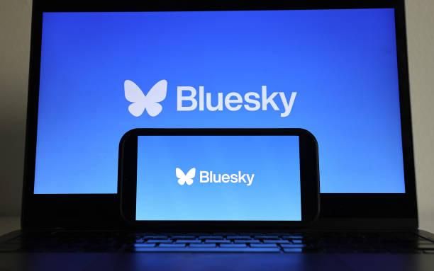 Bluesky reforça combate contra contas falsas na rede social