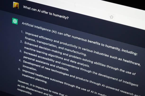 OpenAI estuda formas de arrecadação e ChatGPT pode ter anúncios em breve