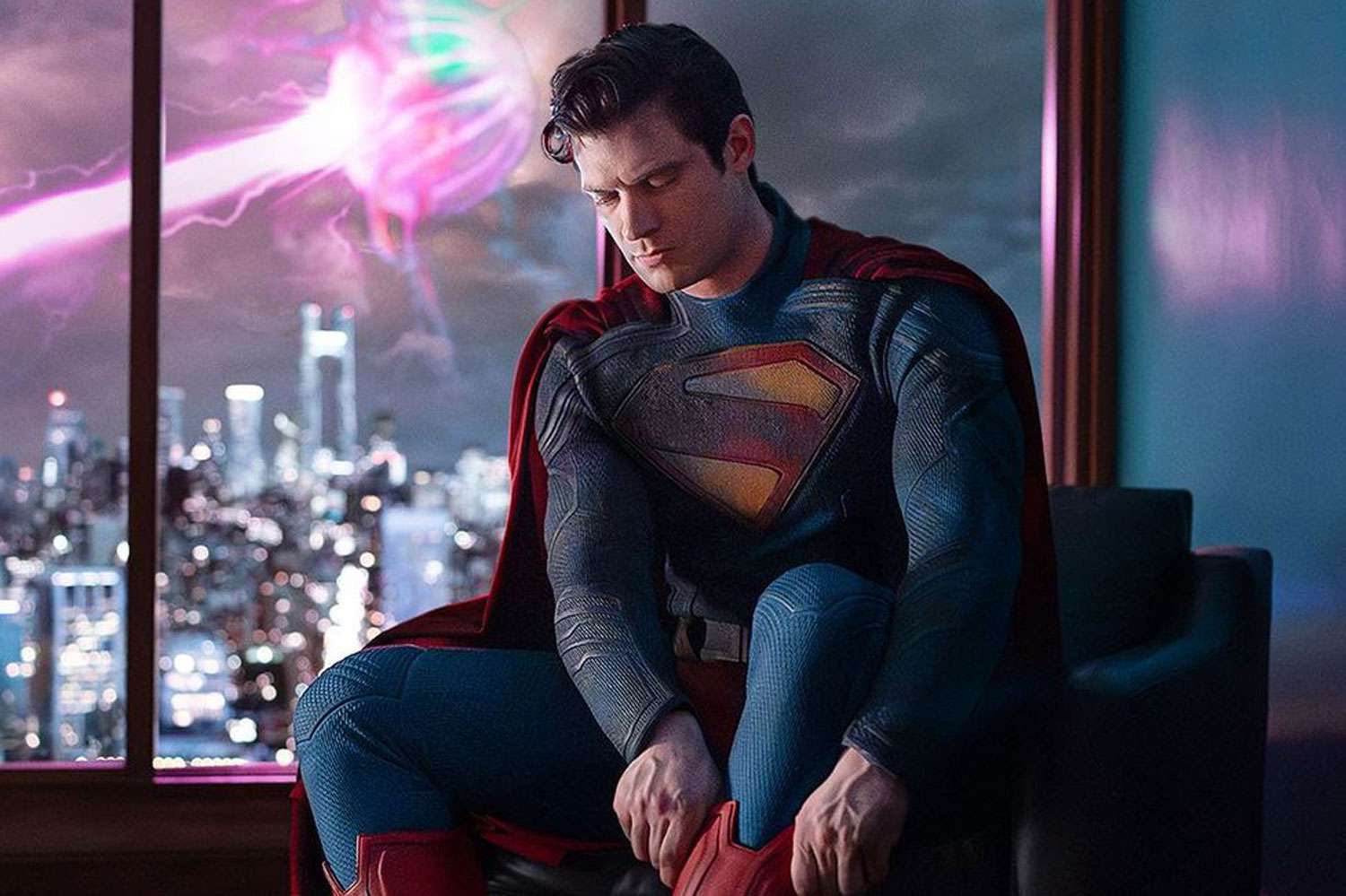 Produtos oficiais do novo Superman estão à venda na CCXP24! Confira os valores