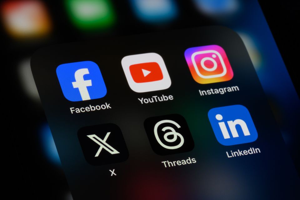 Aprenda a como privar o X, antigo Twitter, de maneira fácil