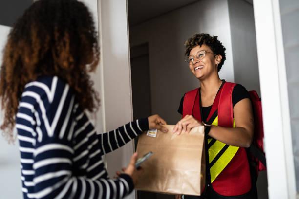 Os 7 aplicativos de delivery de entrega de comida mais usados em 2024