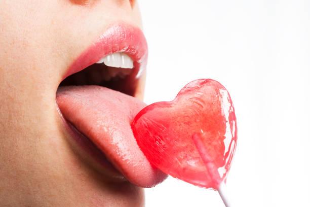 Pirulito tecnológico permite sentir sabores do mundo virtual; entenda