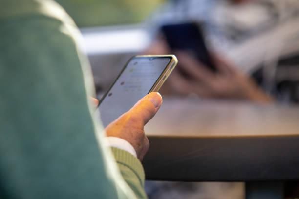 FBI alerta: você deve evitar enviar mensagens de SMS se não quiser ser espionado