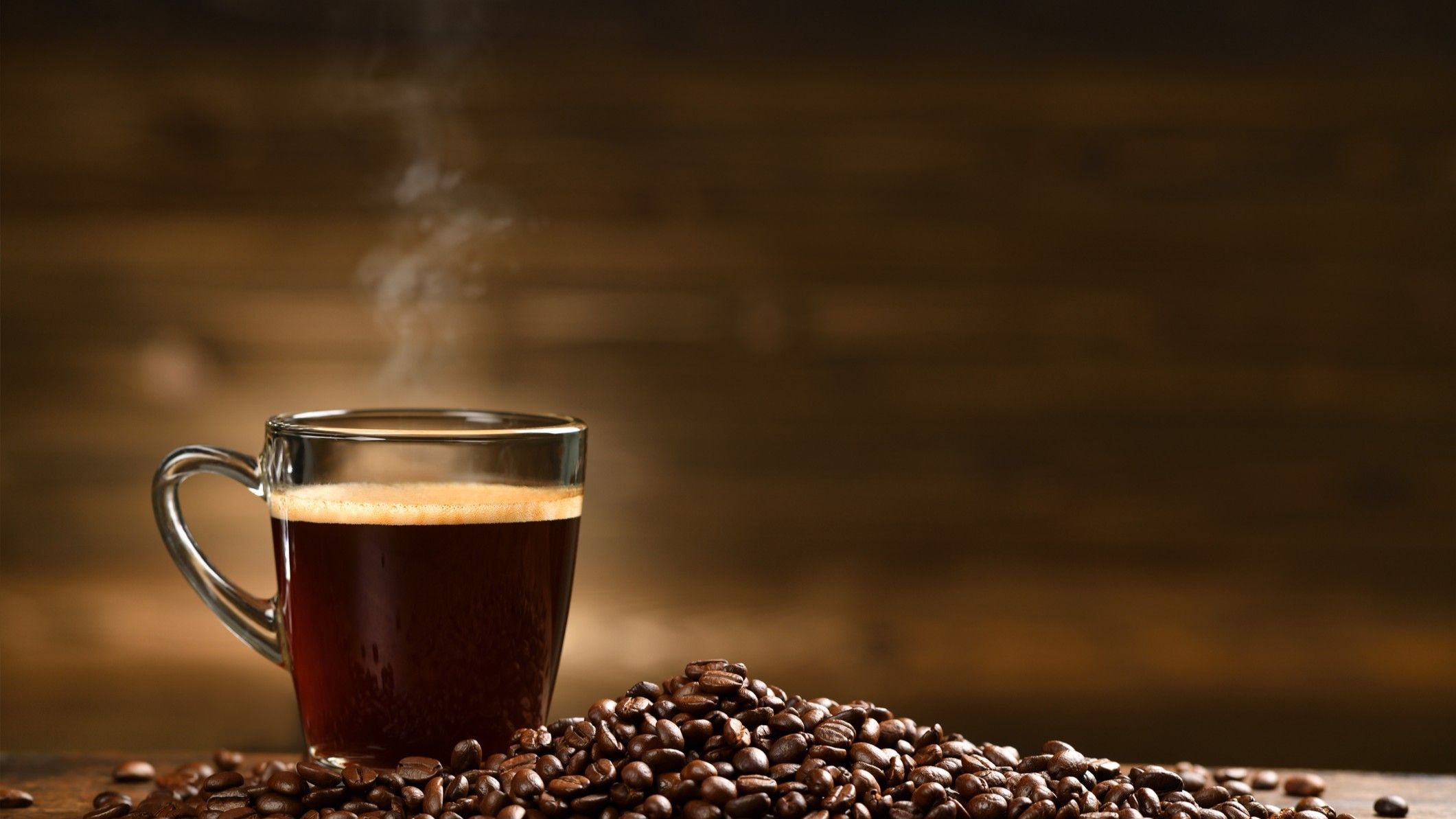 Como transformar sua caneca de café em um ‘detector de partículas’? A ciência responde!