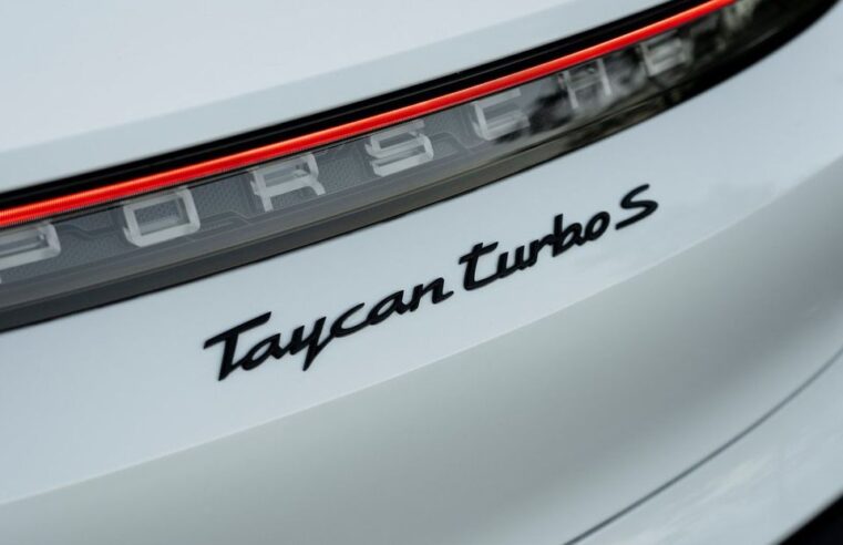 Por que os elétricos da Porsche trazem “Turbo” no nome? Entenda o motivo