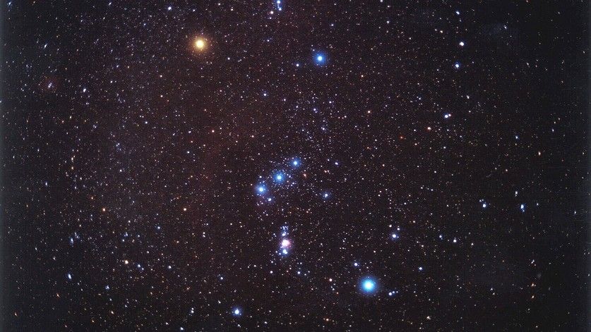 Como identificar a constelação de Órion no céu noturno