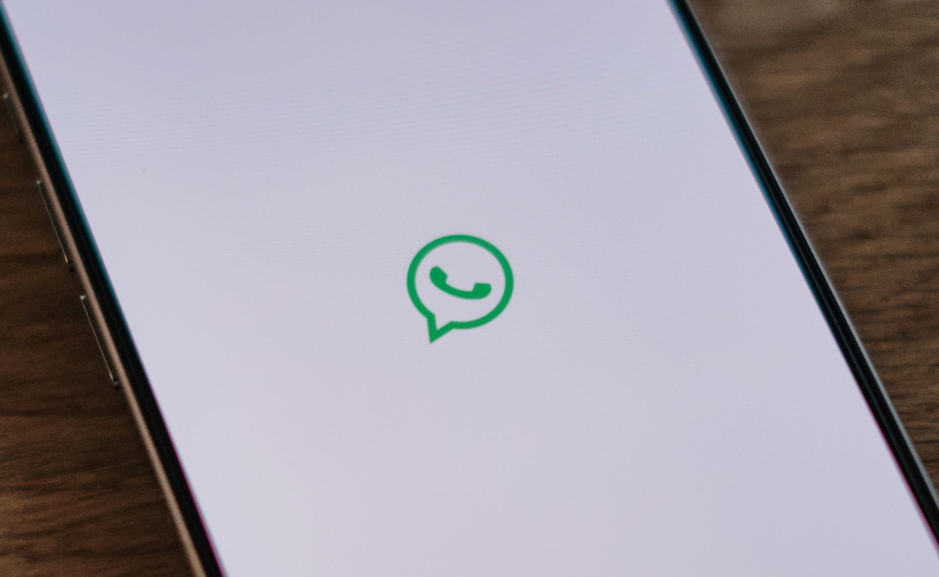 WhatsApp lança atalho para compartilhar chave Pix dentro do app