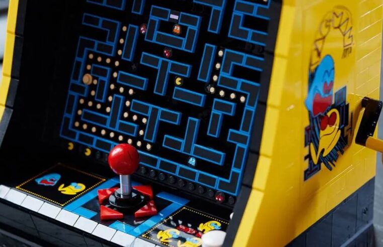 LEGO do jogo PAC-MAN tem mais de 2 mil peças está com 27% de desconto; veja