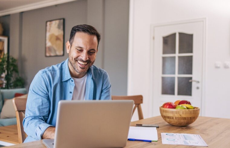 Home office: 71 vagas para trabalho remoto internacional [20/12]