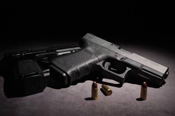 Instagram e Facebook veiculam anúncios de silenciadores de armas de fogo disfarçados