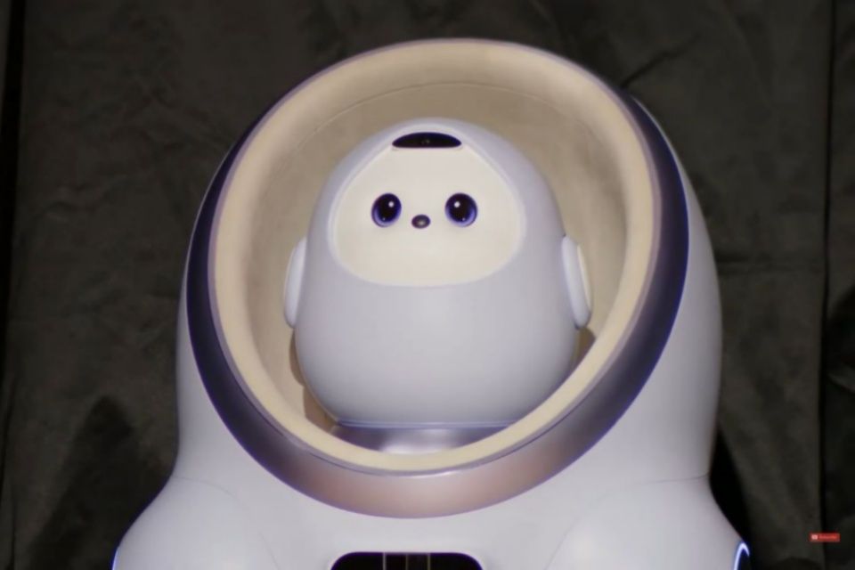 Ai Me: TCL apresenta robô companheiro fofinho que é alimentado por IA; veja o que ele faz